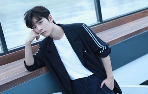 肖战最新爆料七夕图片高清,高清美图曝光引粉丝狂欢