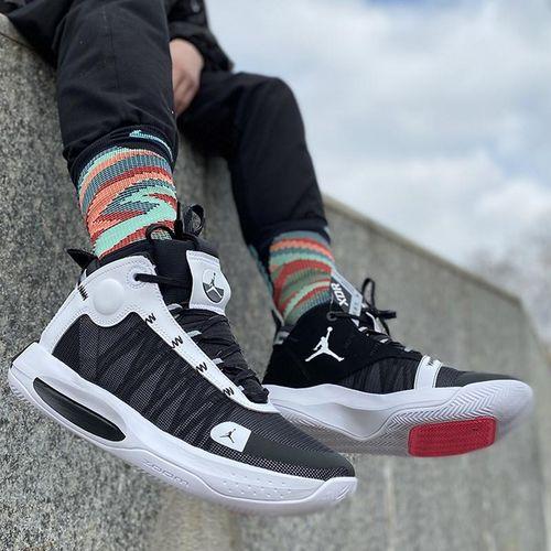 成都aj最新爆料,揭秘潮流鞋王新动向与独家合作！